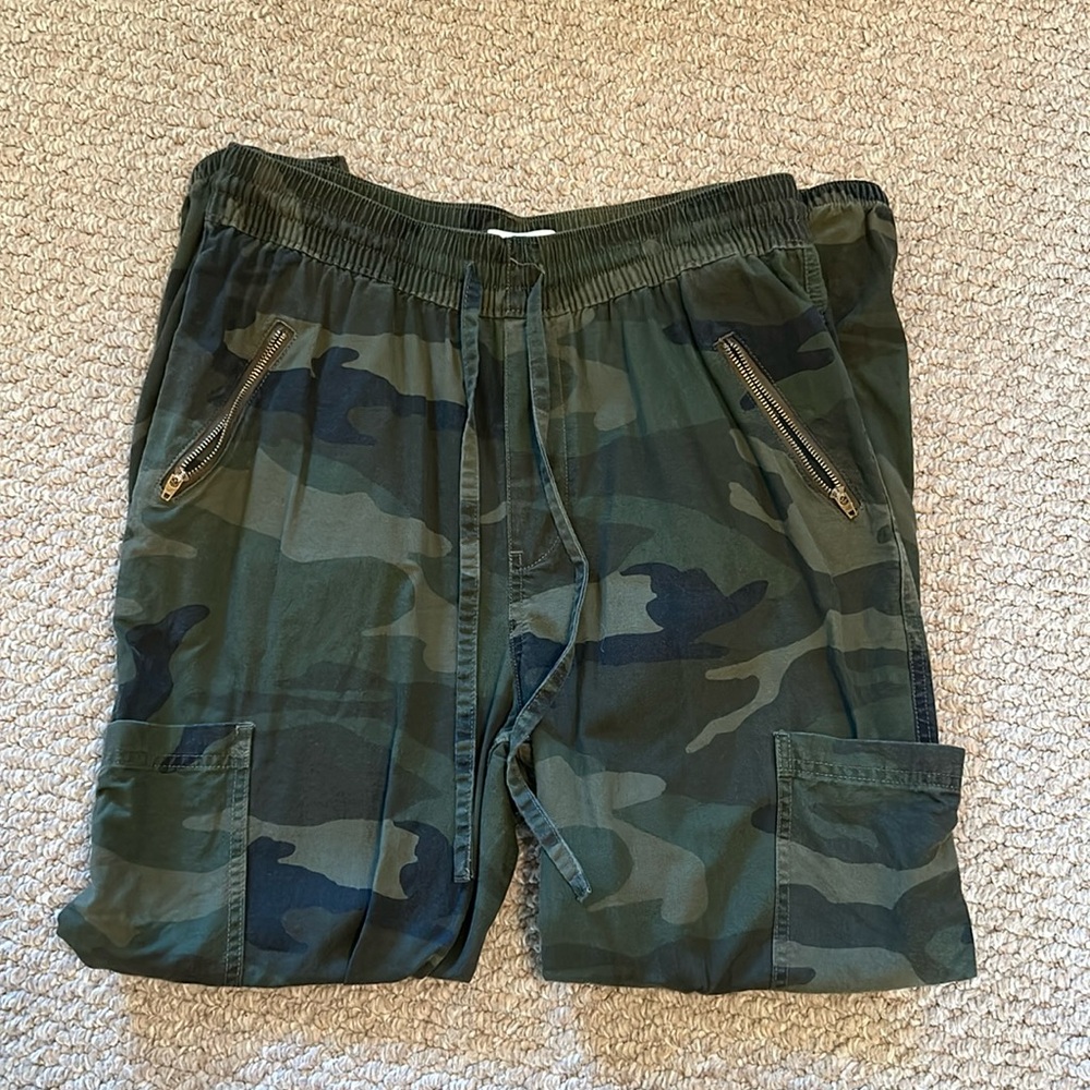 Hollister Camo Pants